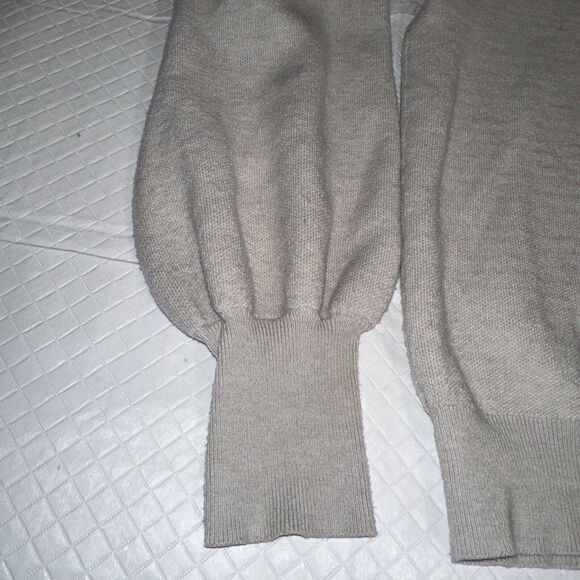 PHILOSOPHY REPUBLIC women's / Jr's Gray Hoodie Sweater Sz‎ XS - Picture 2 of 7